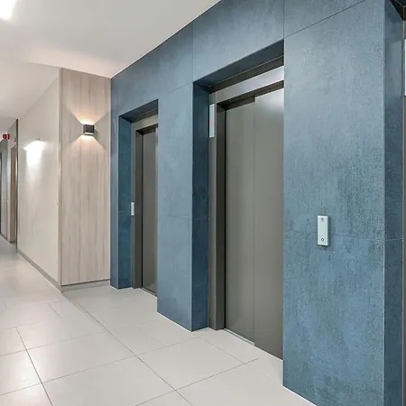 Sucha 33 Modern With Parking By Renters Apartamento