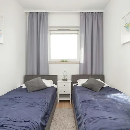 Apartment Sucha 33 Modern With Parking By Renters