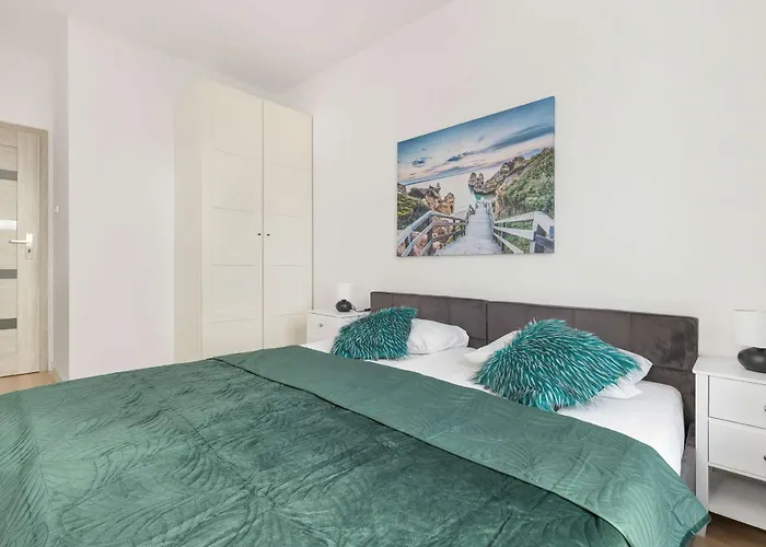 Sucha 33 Modern With Parking By Renters Apartamento