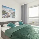 Sucha 33 Modern With Parking By Renters